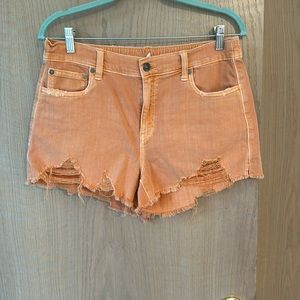 Aerie short